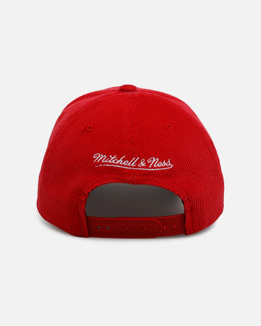 Mitchell & Ness Chicago Bulls 'Vintage Cord' Pro Pinch Corduroy Snapback Red